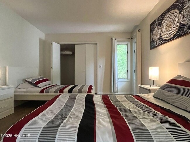 Building Photo - 1010 Monticello Dr