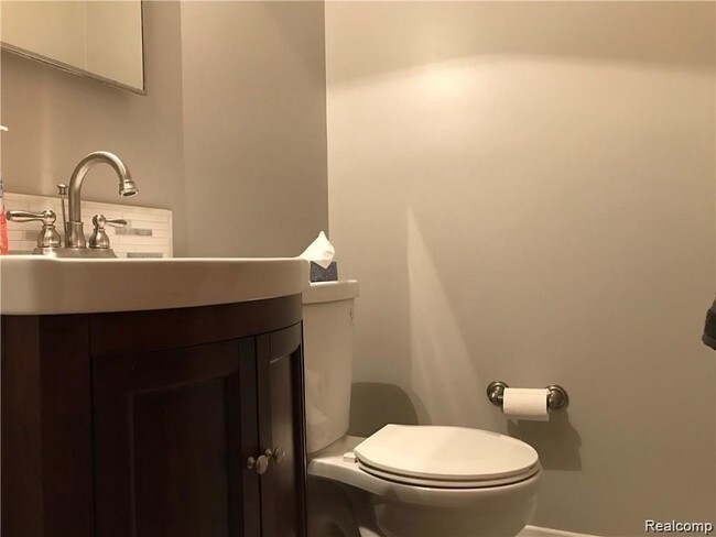 Building Photo - 35984 Scone St