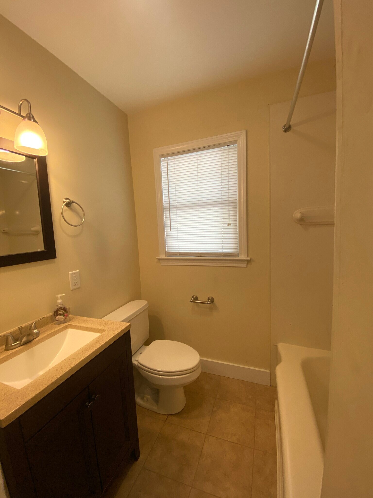 Building Photo - 47 Thibault Pky