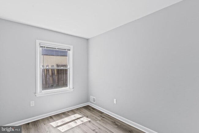 Building Photo - 2060 Red Spruce Ct