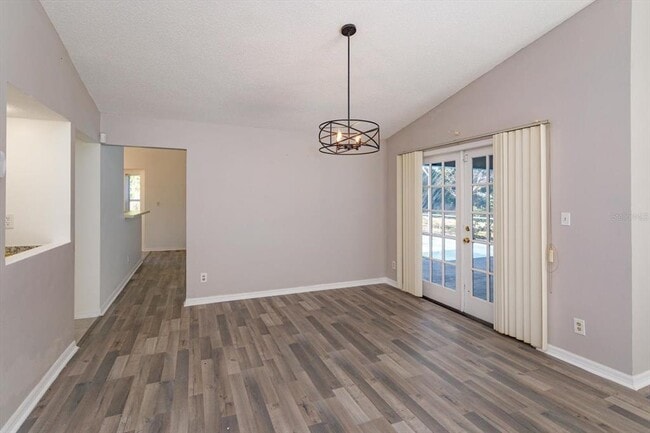 Building Photo - 5955 Kenlyn Ct