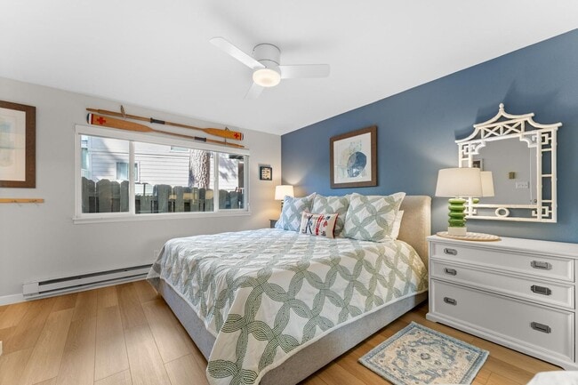 Building Photo - Remodeled Ground Floor Unit in Beachfront ...