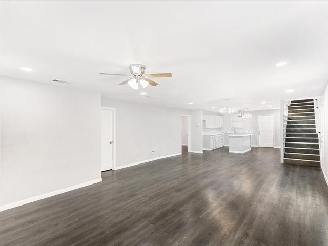 Building Photo - 2438 Lea Crest Dr