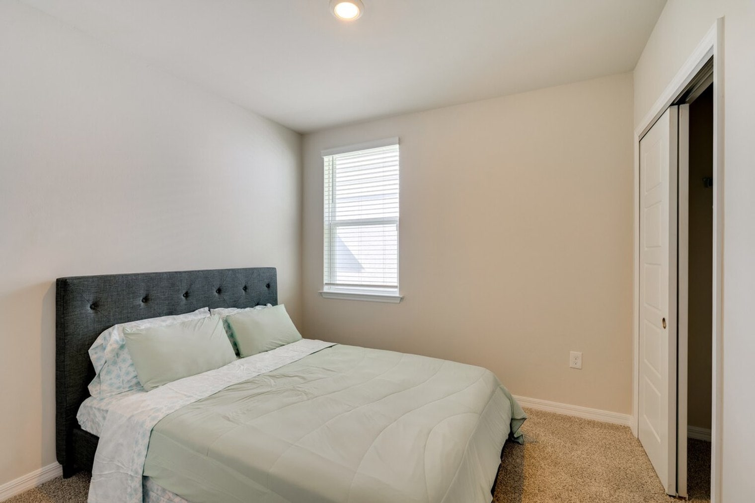 Building Photo - 44488 Diamond Trl