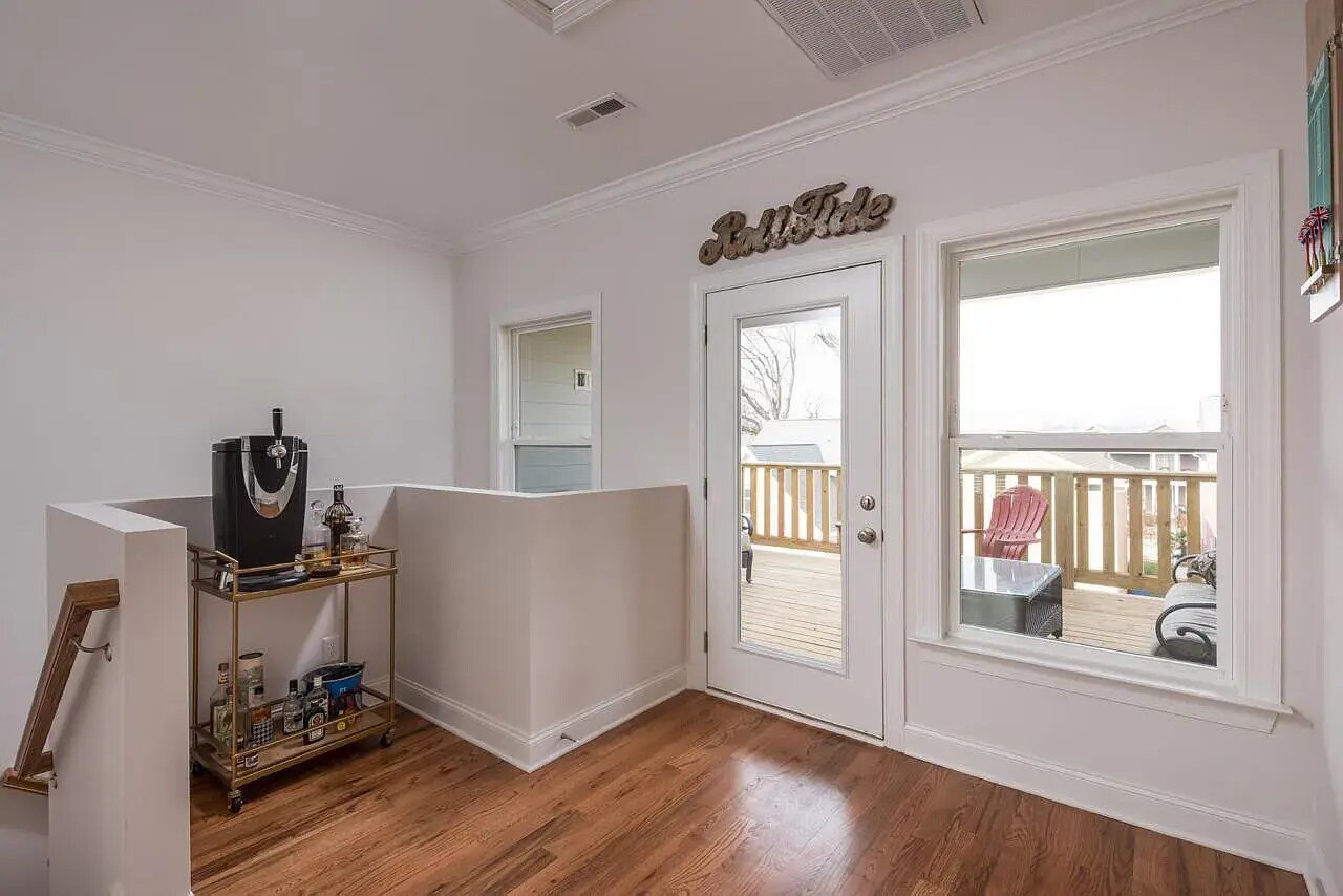 Building Photo - 1429 Park Ave