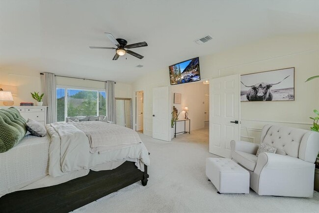 Building Photo - 803 Crocus Dr