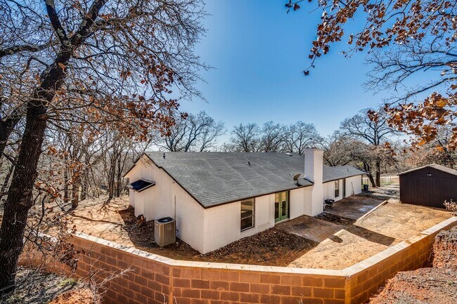 Building Photo - 3113 Brett Jackson Dr