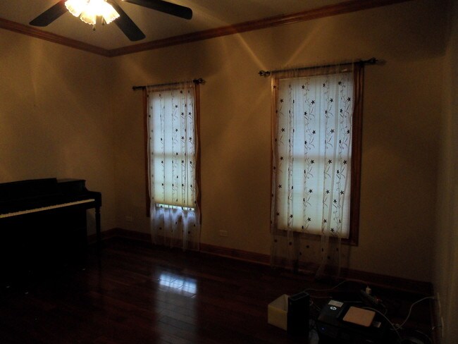 Building Photo - 1326 Walnut Ridge Dr