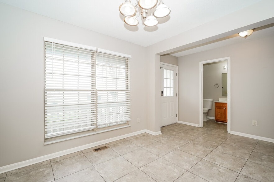 Building Photo - 3106 Amberfield Dr