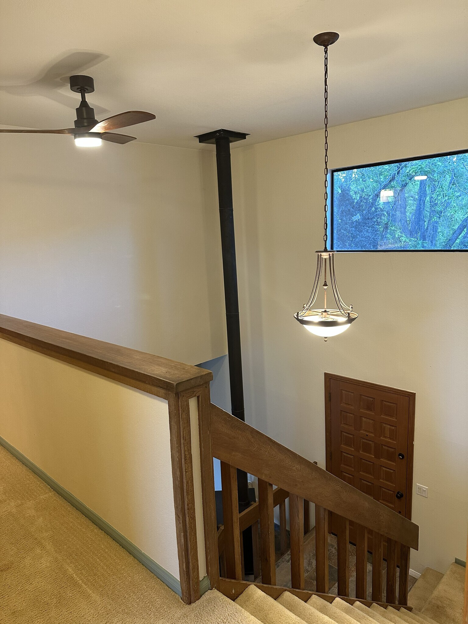Building Photo - 1631 Shoshone Dr