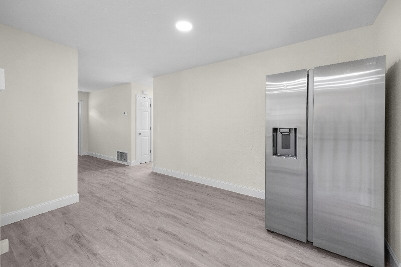 Building Photo - 2225 Aldridge Ave