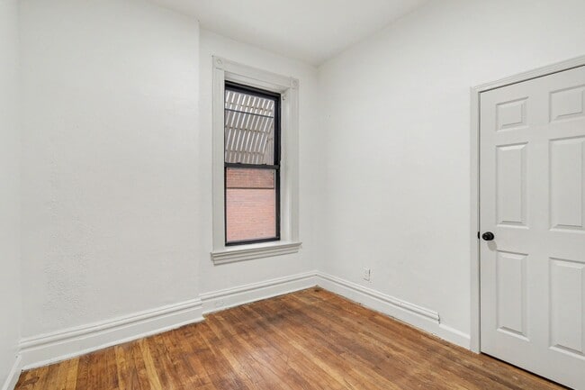 Building Photo - 4416 S Grand Blvd