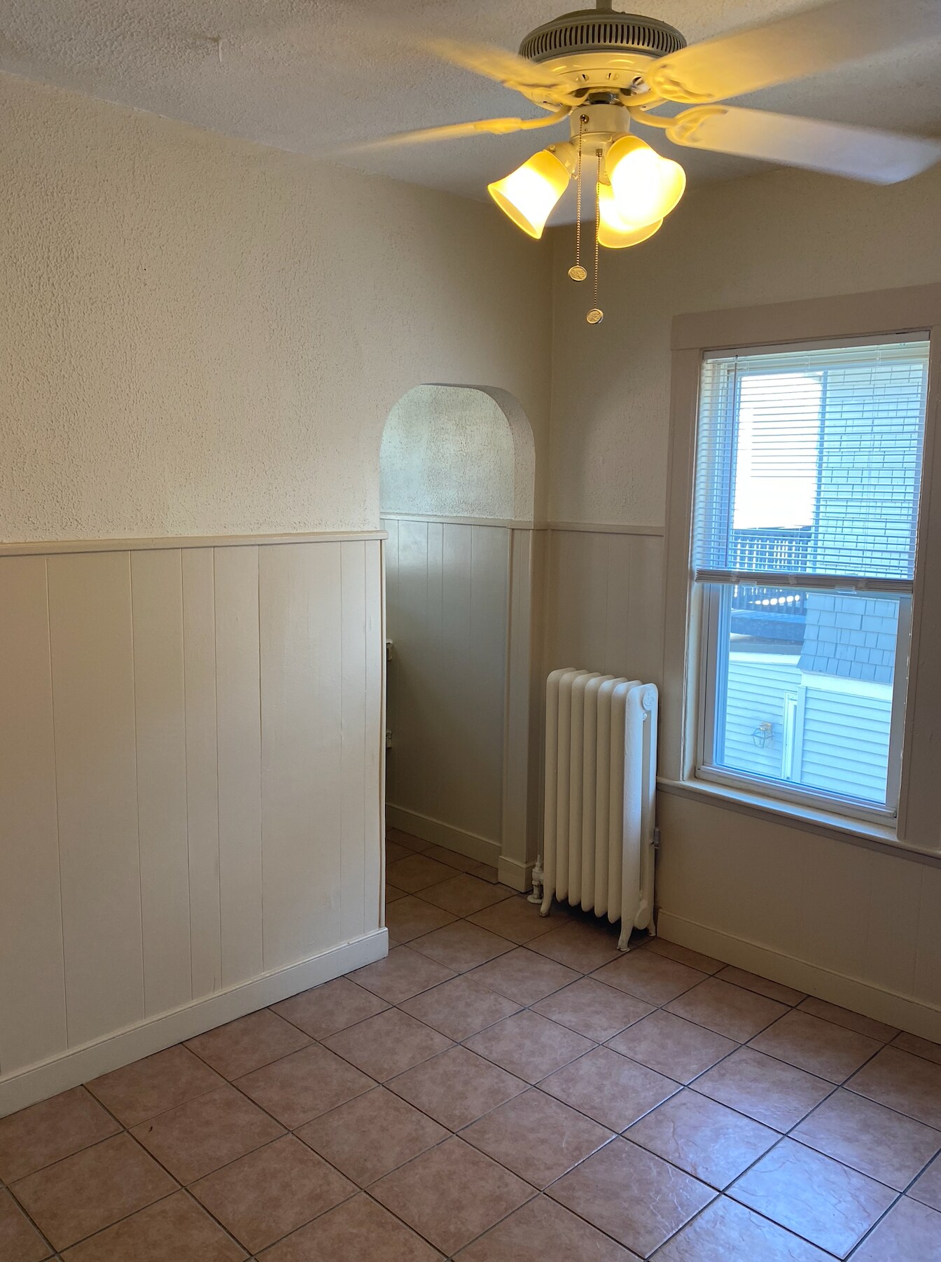 Building Photo - 93 Capen St