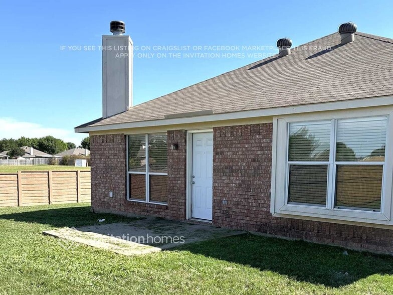 Building Photo - 950 Heather St