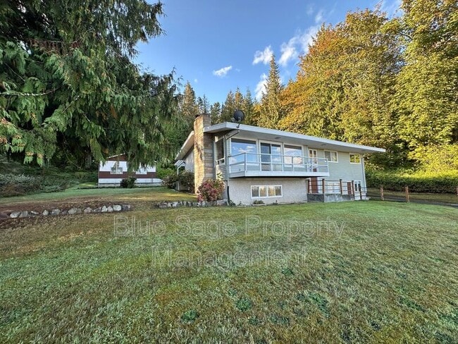 Building Photo - 421 Reservoir Rd