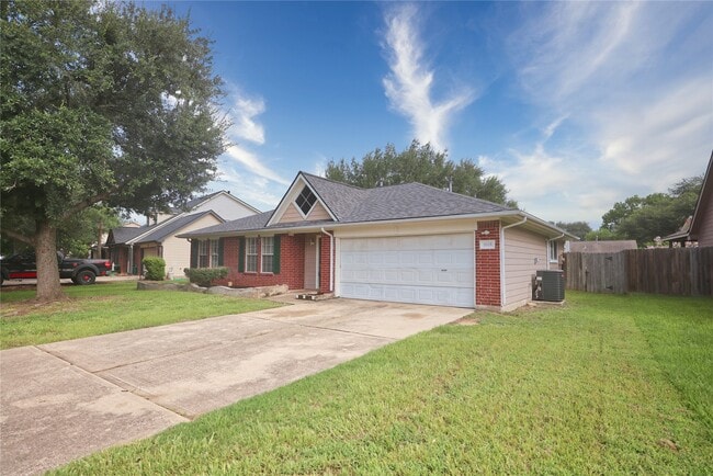 Building Photo - 5115 Summit Lodge Dr