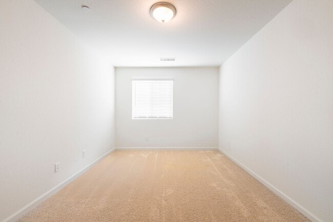 Building Photo - 6313 E Meritage Dr