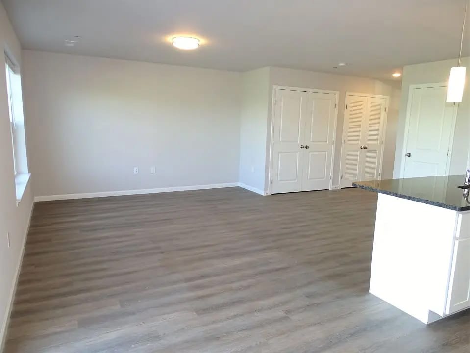 Building Photo - 37 Cobblestone Ct