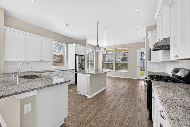 Building Photo - 29627 Mahogany View Ln