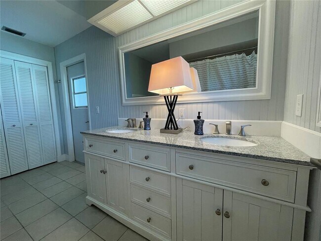 Building Photo - 3202 Meadow Run Dr