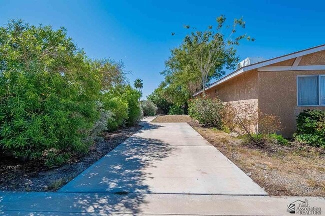 Building Photo - 12443 E Brenda Dr