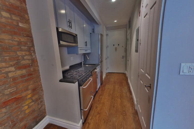 Building Photo - 248 Mott St