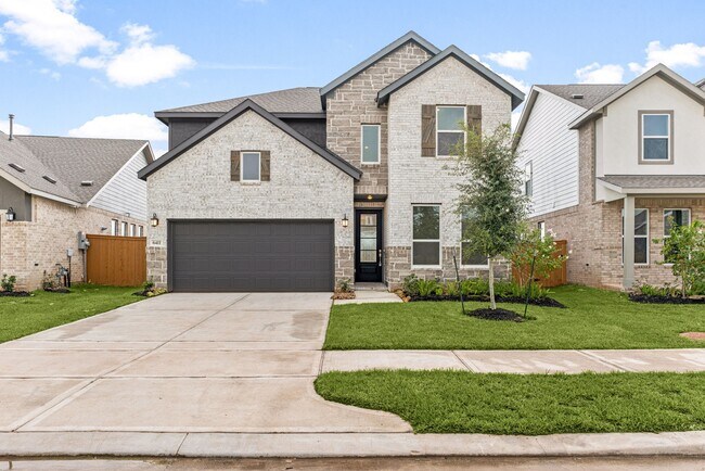 Building Photo - 6411 Symphony Wave Dr