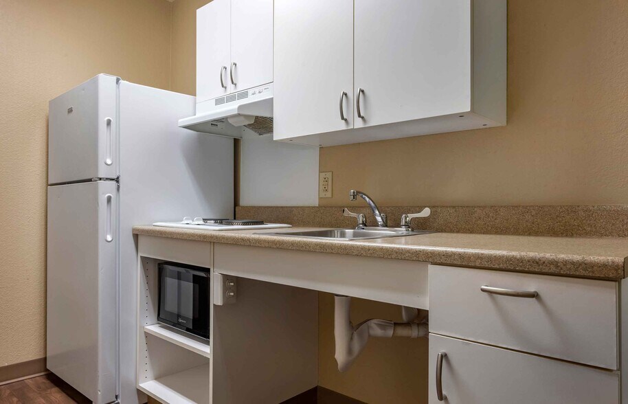 Building Photo - Furnished Studio-Pittsburgh - West Mifflin
