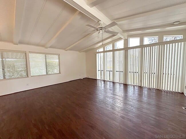 Building Photo - 5330 Don Miguel Dr