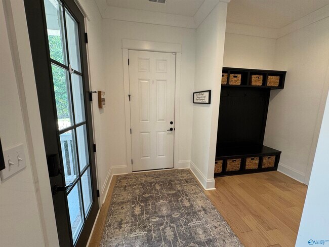 Building Photo - 133 Bienville St