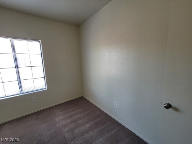 Building Photo - 2151 Hussium Hills St