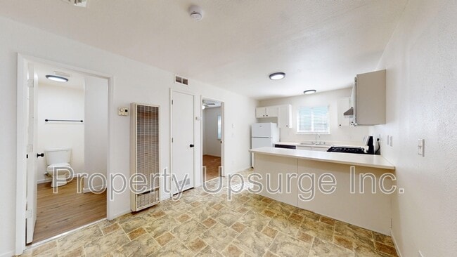 Building Photo - 740 West St