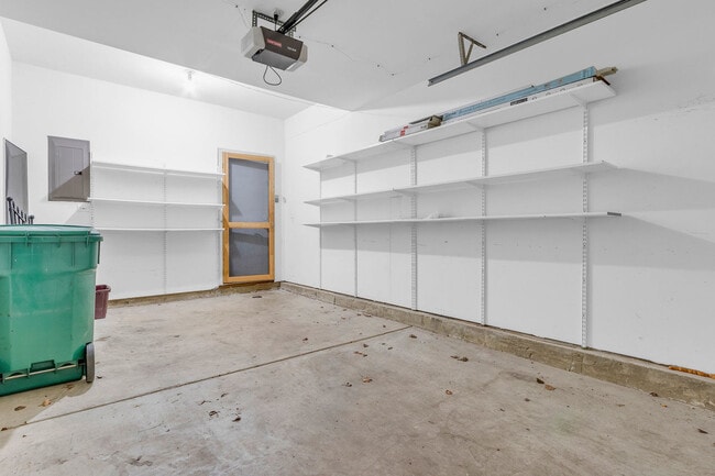 Building Photo - 14857 W Victoria Crossing