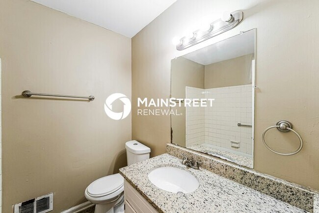 Building Photo - 3 Bedroom Pet-Friendly Home in Birmingham,...