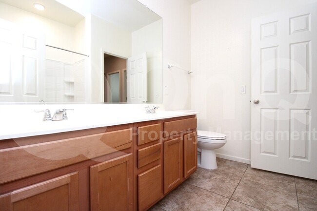 Building Photo - 5217 S 17th St