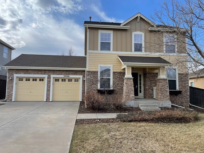 Primary Photo - Conservatory 4 Bedroom Home (Available Imm...