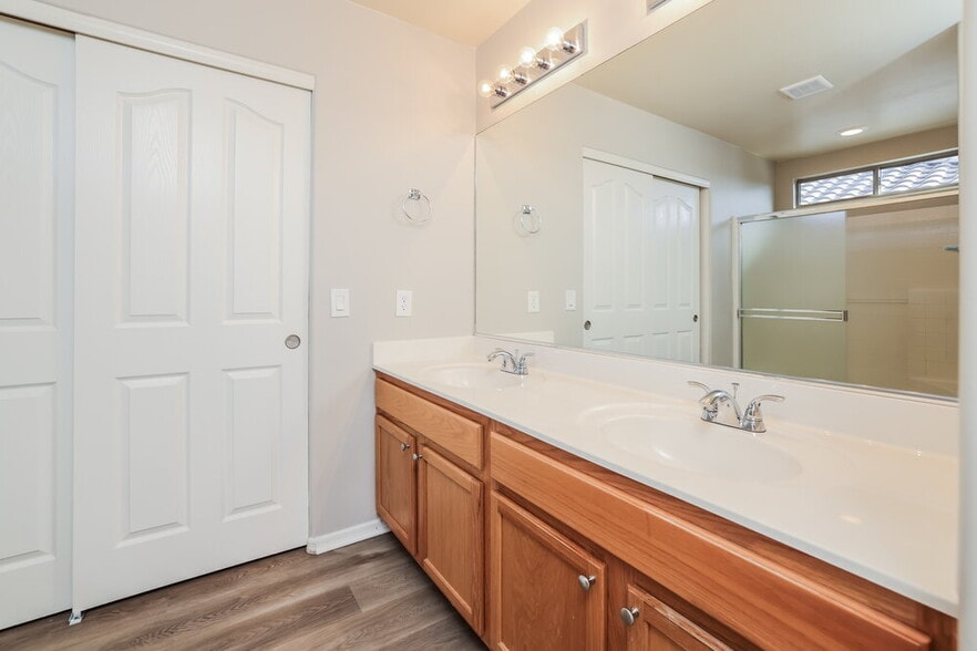 Building Photo - 4048 E Angel Spirit Dr