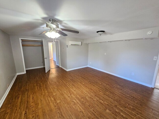 Building Photo - 777 Old Embreeville Rd