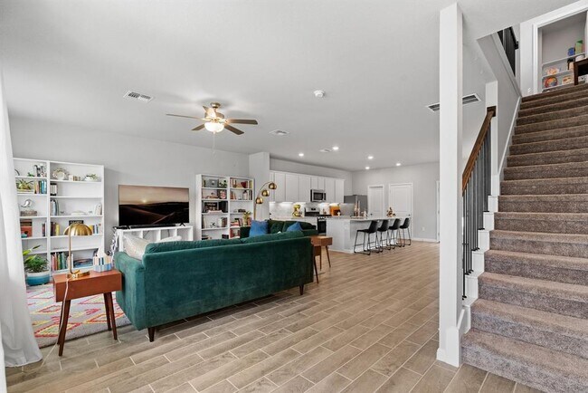 Building Photo - 5317 Baythorne Dr