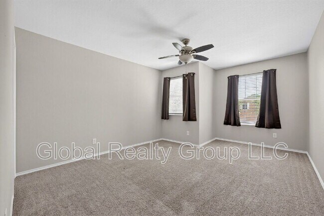 Building Photo - 16222 Galloping Oak