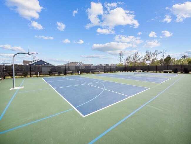 Building Photo - 338 Edgewater Wy