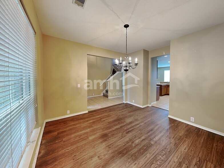 Building Photo - 2914 Acacia Fair Ln