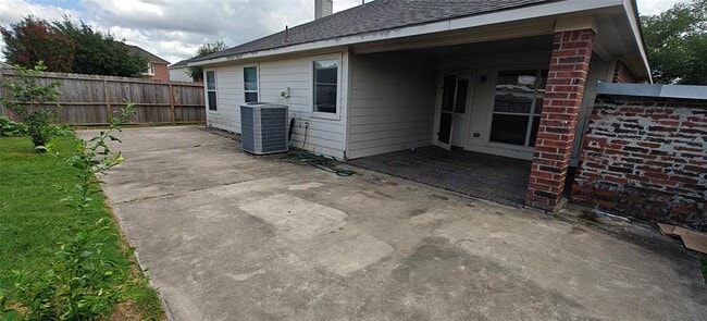 Building Photo - 9006 S Ferndale Pl Dr