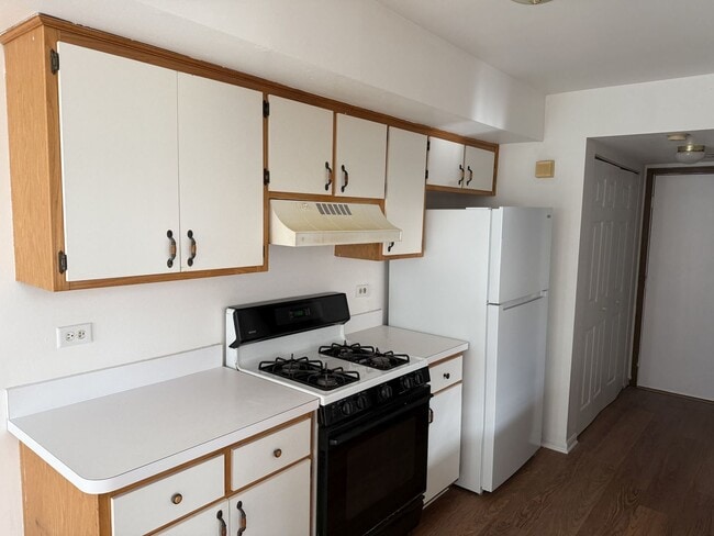 Building Photo - 18083 Vista Dr