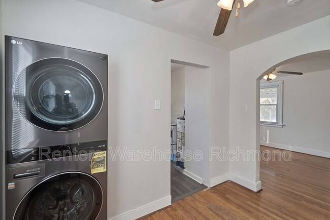 Building Photo - 1707 Greenville Ave