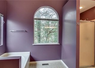 Building Photo - Charming 3 Bedroom Nashville Home with Pristine Hardwood Floors & 3 Full Baths!