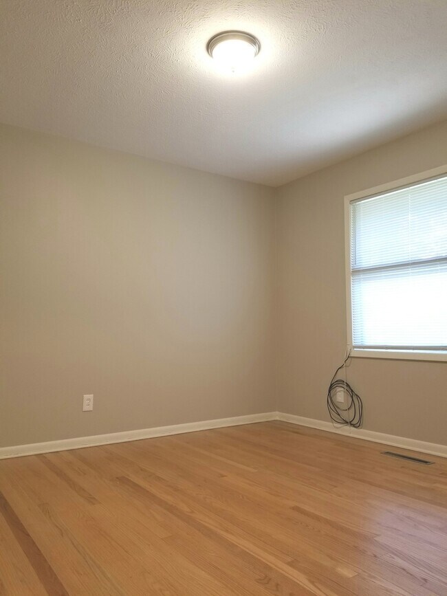 Building Photo - 1836 Todd Rd