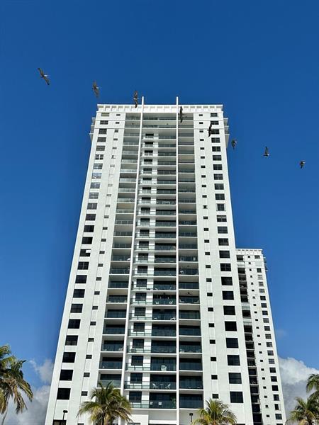 Building Photo - 2401 S Ocean Dr