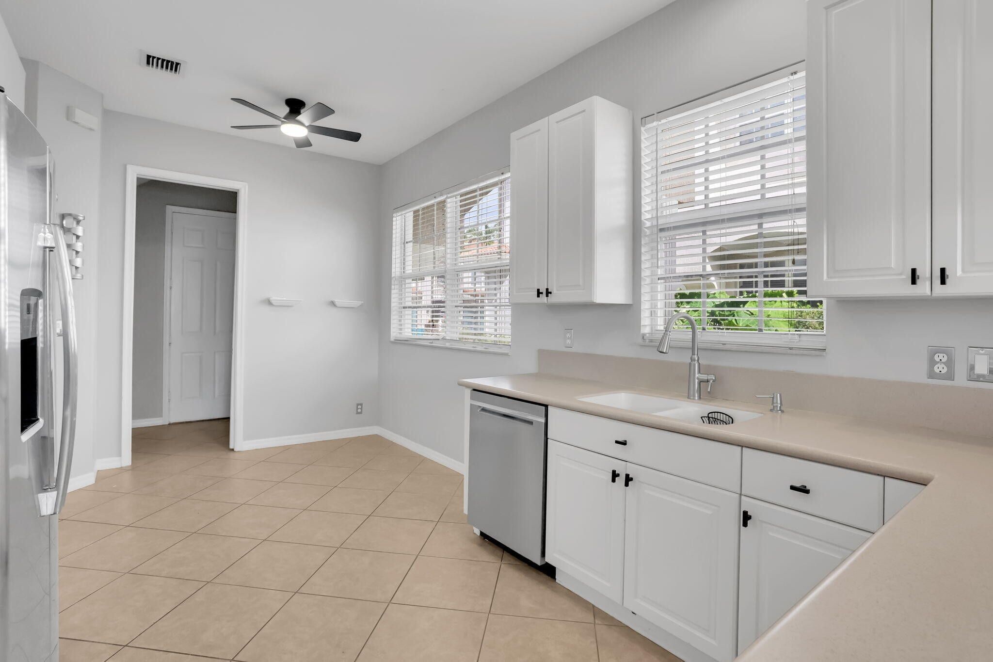 Building Photo - 47 Lancaster Rd