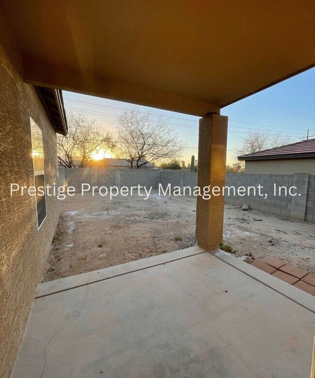 Building Photo - >>Northwest Home Checks In  All The Boxes- Must See!